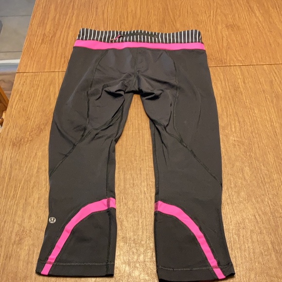 Lululemon Size 6 Bundle - Picture 3 of 15